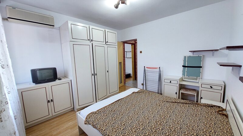 Titan, Theodor Pallady, metrou 1 Decembrie la 10 minute mers, bloc stradal